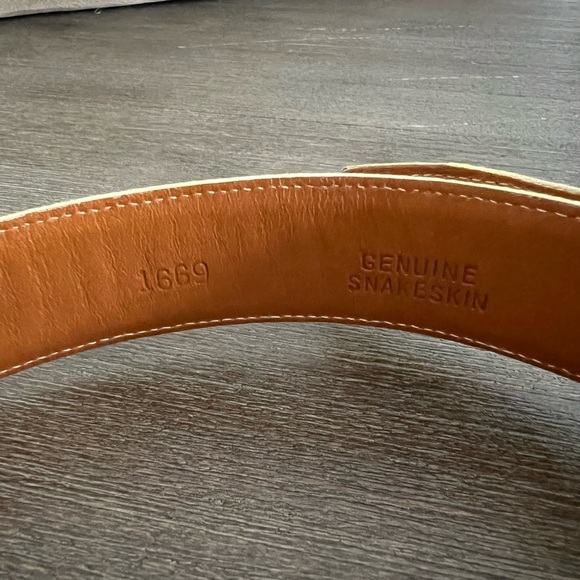 VINTAGE CARLISLE Yellow Snakeskin Belt Sz M NWOT - Picture 3 of 7